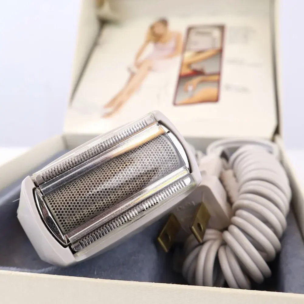 Vintage Norelco Chic Lady Speedrazor HP2132S Electric Razor NOS Tested Works